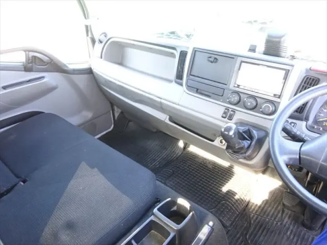 三菱 キャンター 2PG-FEB50(2WD)の写真27