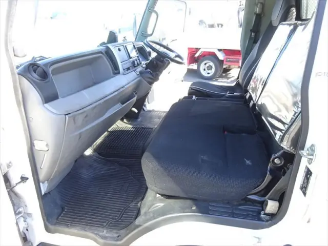 三菱 キャンター 2PG-FEB50(2WD)の写真30