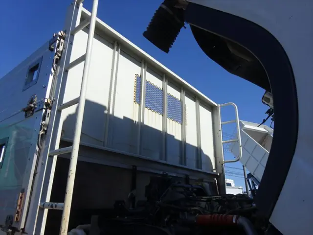 三菱 キャンター 2PG-FEB50(2WD)の写真36