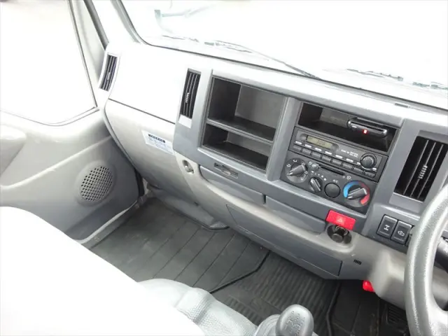 いすゞ エルフ TKG-NJS85A(4WD)の写真19