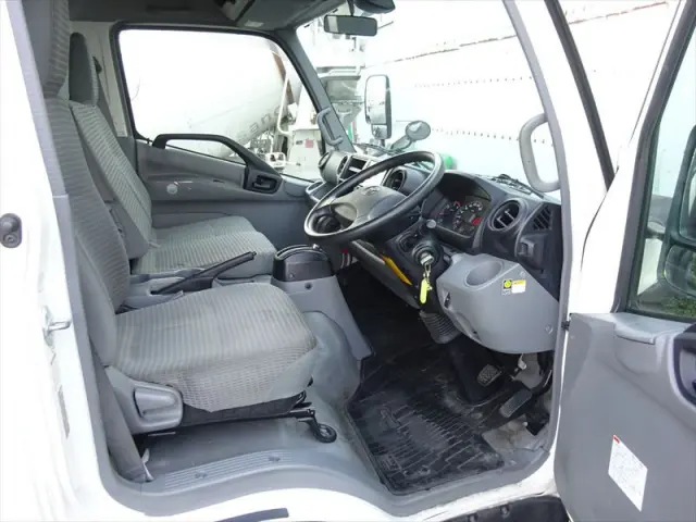 トヨタ トヨエース TPG-XZU712(2WD)の写真14