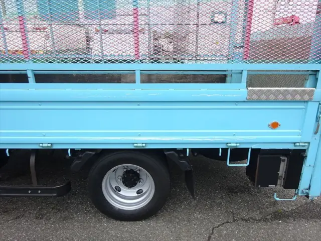 いすゞ エルフ BKG-NPR85AR(2WD)の写真16