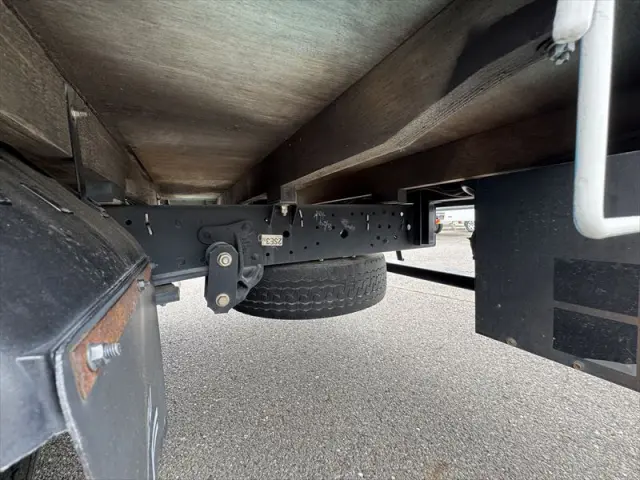 いすゞ エルフ BKG-NPR85AR(2WD)の写真16