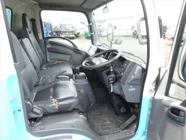 いすゞ エルフ BKG-NPR85AR(2WD)の写真17