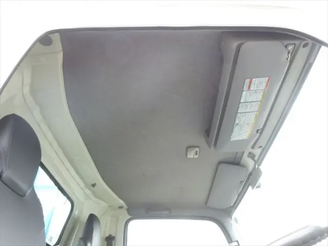 いすゞ エルフ BKG-NPR85AR(2WD)の写真19