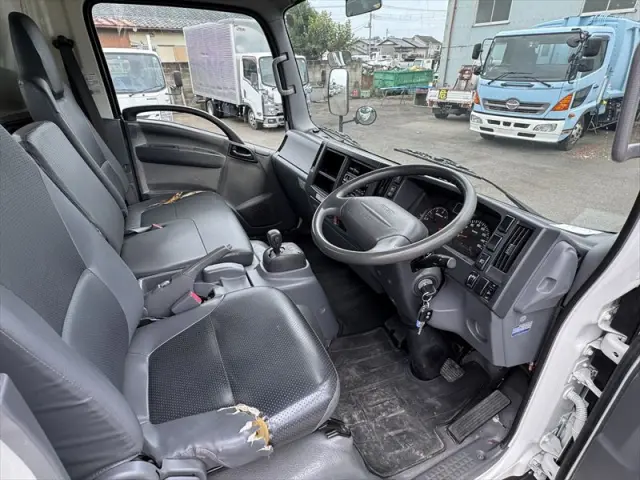 いすゞ エルフ BKG-NPR85AR(2WD)の写真26