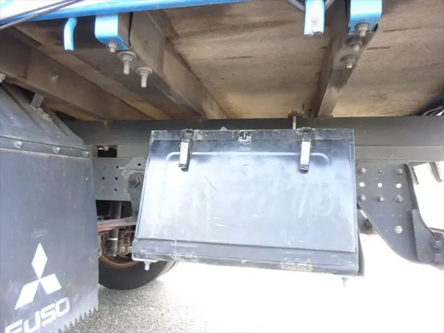 三菱 キャンター TPG-FEB50(2WD)の写真8