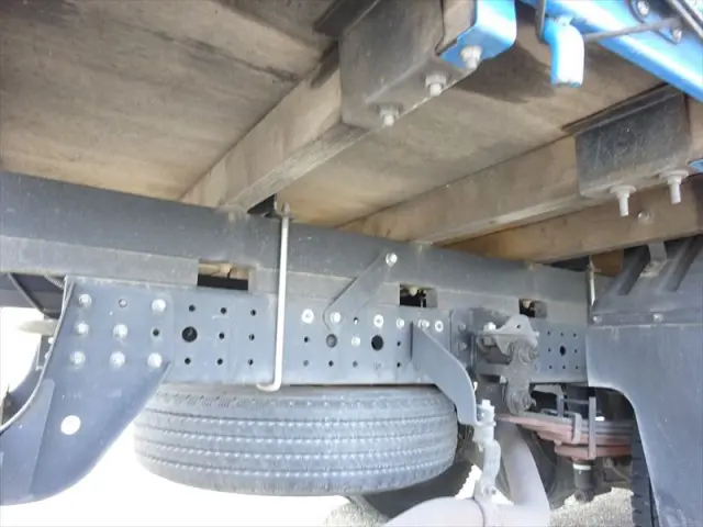 三菱 キャンター TPG-FEB50(2WD)の写真11