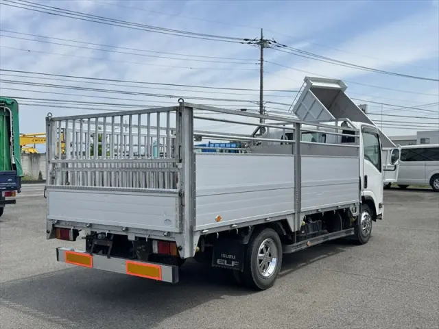 いすゞ エルフ BDG-NPR85ARの写真3