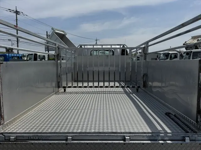 いすゞ エルフ BDG-NPR85ARの写真15