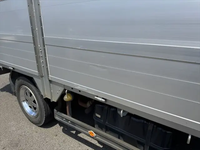 いすゞ エルフ BDG-NPR85ARの写真18