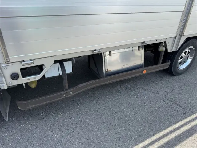 いすゞ エルフ BDG-NPR85ARの写真21