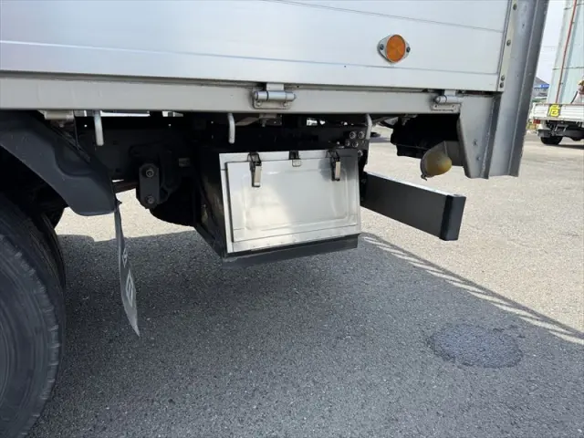 いすゞ エルフ BDG-NPR85ARの写真22