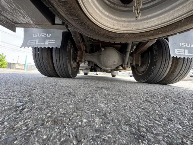 いすゞ エルフ BDG-NPR85ARの写真26