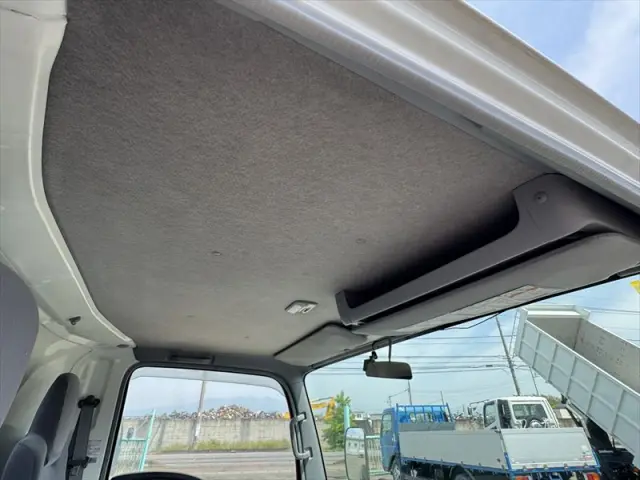 いすゞ エルフ BDG-NPR85ARの写真39