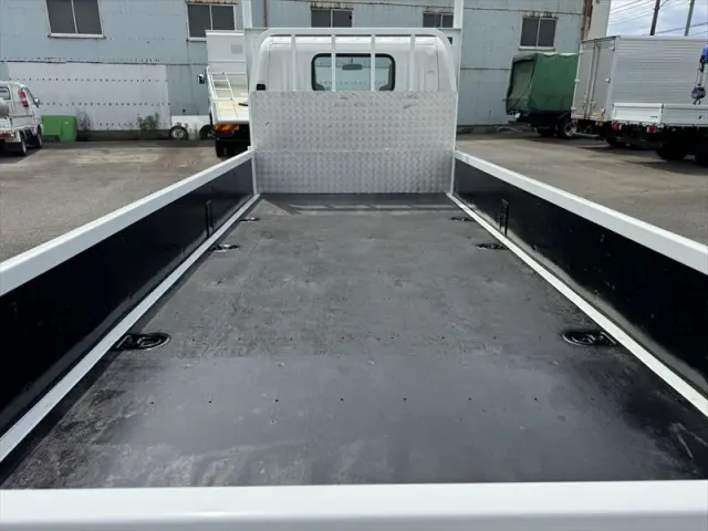 いすゞ エルフ TRT-G-NLS85AR(4WD)の写真6