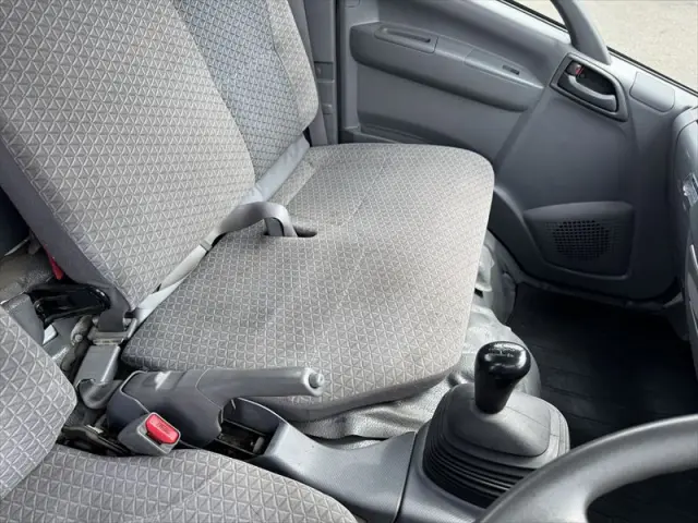 いすゞ エルフ TRT-G-NLS85AR(4WD)の写真23