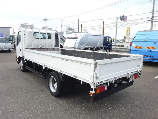 トヨタ ダイナ TPG-XZU710(2WD)の写真3