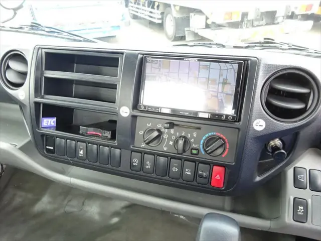 トヨタ ダイナ TPG-XZU710(2WD)の写真26