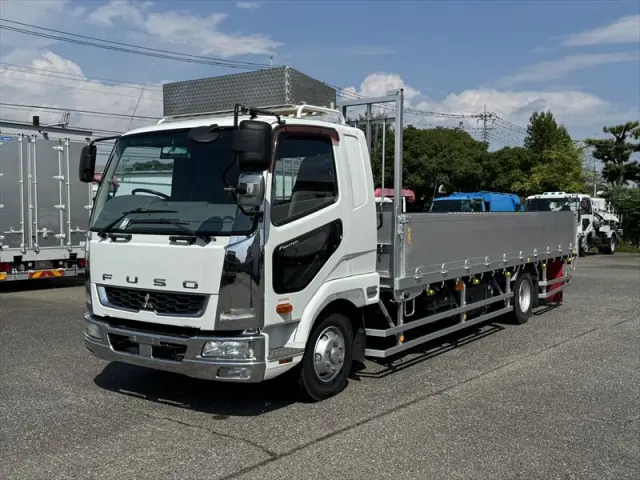 三菱 ファイター TKG-FK64F(2WD)の写真1