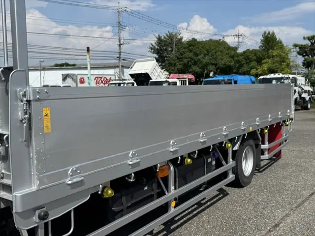 三菱 ファイター TKG-FK64F(2WD)の写真5