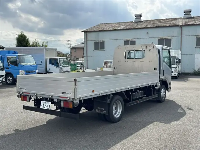 いすゞ エルフ TRG-NNS85AR(4WD)の写真3