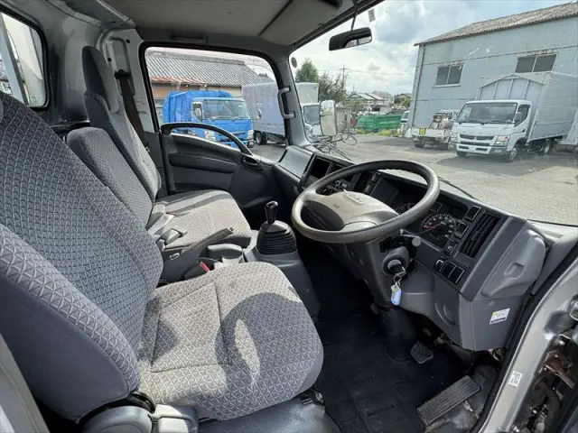 いすゞ エルフ TRG-NNS85AR(4WD)の写真21