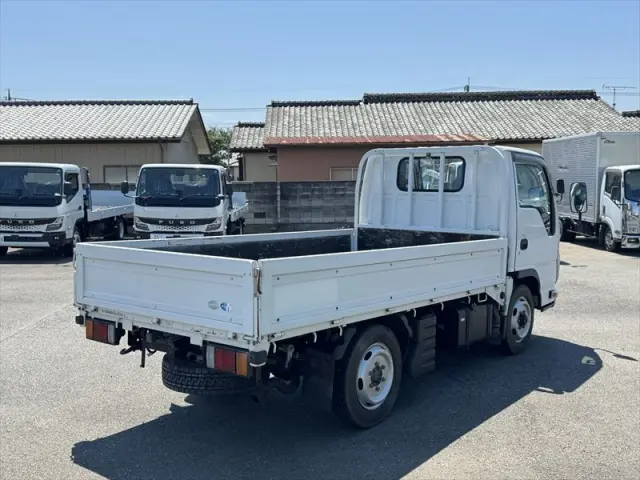 いすゞ エルフ SKG-NHS85A(2WD)の写真3