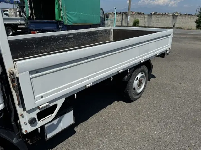 いすゞ エルフ SKG-NHS85A(2WD)の写真7