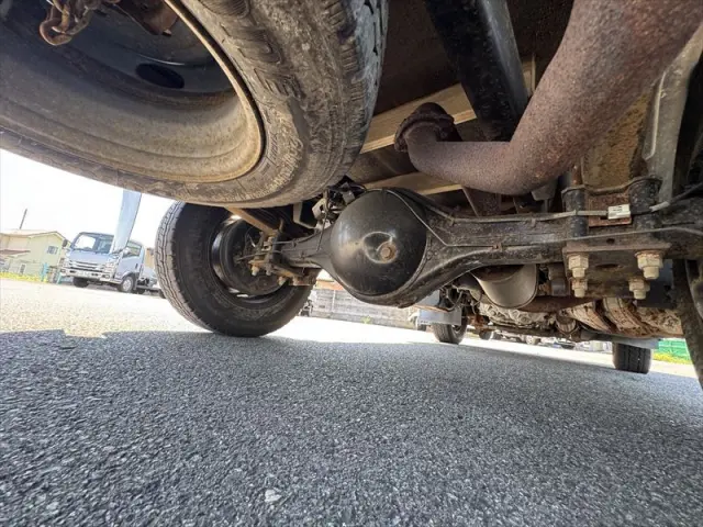 いすゞ エルフ SKG-NHS85A(2WD)の写真13