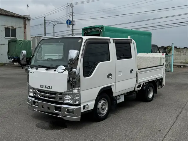 いすゞ エルフ TRG-NHR85A(2WD)の写真1