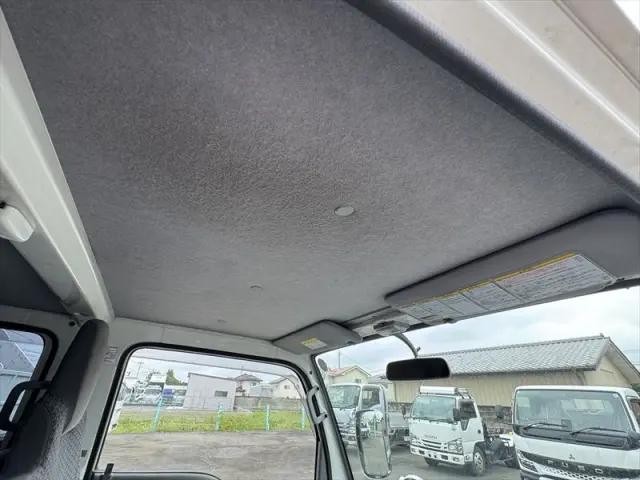 いすゞ エルフ TRG-NHR85A(2WD)の写真20