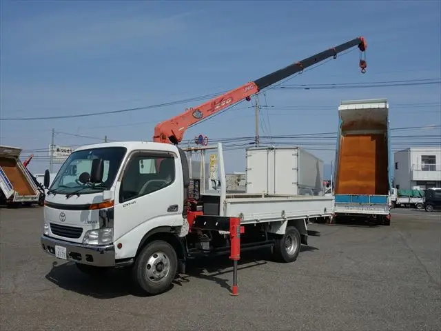 トヨタ ダイナ KK-XZU411(2WD)の写真1