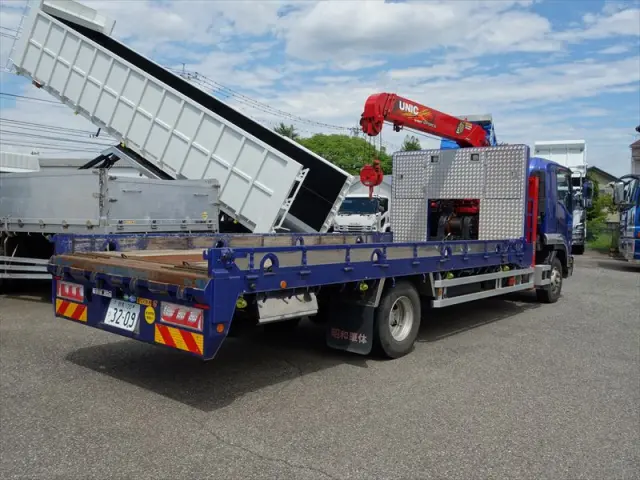 いすゞ フォワード 2RG-FSR90S2(2WD)の写真5