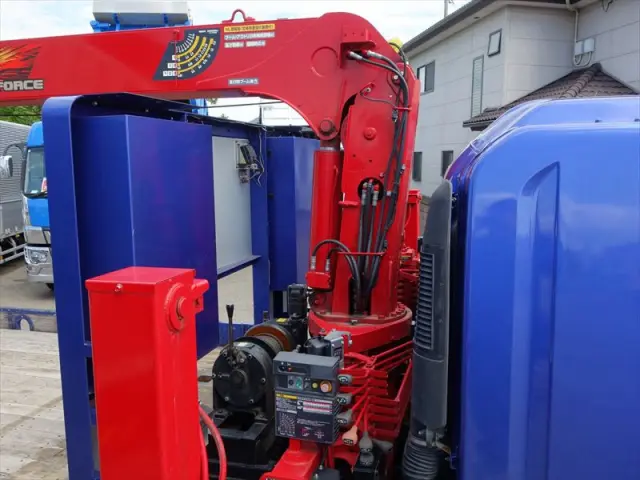 いすゞ フォワード 2RG-FSR90S2(2WD)の写真20