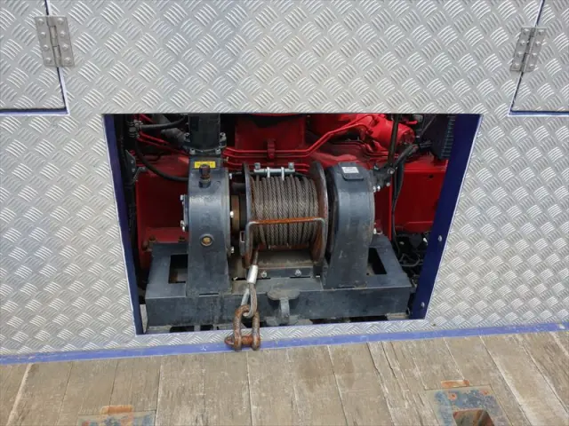 いすゞ フォワード 2RG-FSR90S2(2WD)の写真25