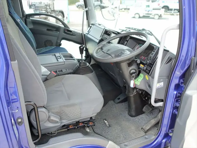 いすゞ フォワード 2RG-FSR90S2(2WD)の写真27