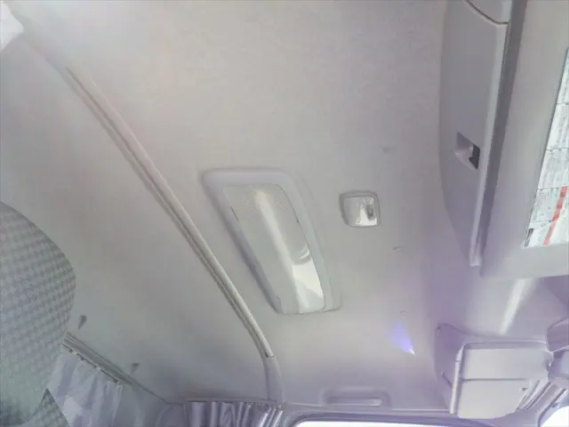 いすゞ フォワード 2RG-FSR90S2(2WD)の写真28