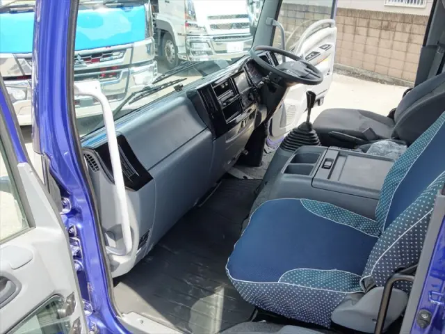 いすゞ フォワード 2RG-FSR90S2(2WD)の写真33