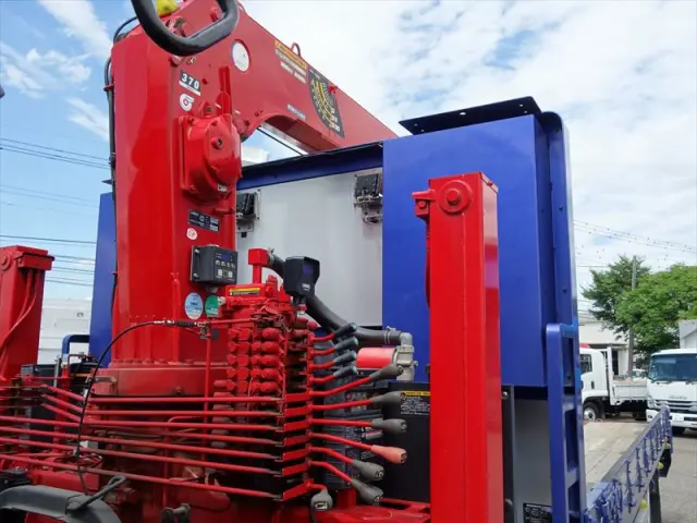 いすゞ フォワード 2RG-FSR90S2(2WD)の写真42