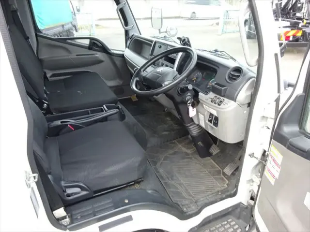 三菱 キャンター TPG-FEB80の写真24