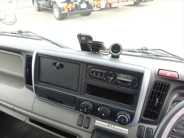 三菱 キャンター TPG-FEB80の写真28