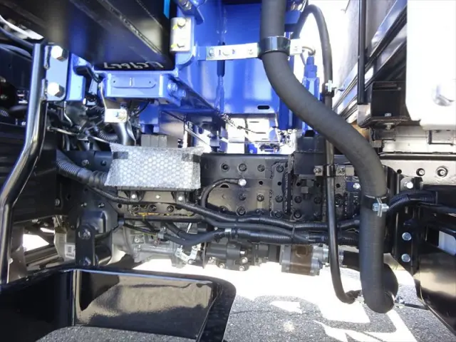 三菱 キャンター 2RG-FEB80の写真9