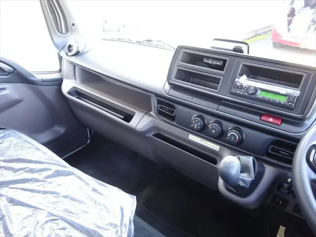 三菱 キャンター 2RG-FEB80の写真23