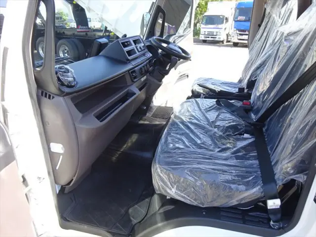 三菱 キャンター 2RG-FEB80の写真26