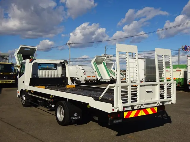 トヨタ ダイナ TKG-XZU720(2WD)の写真4