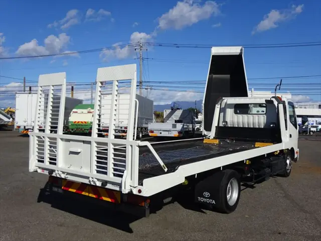 トヨタ ダイナ TKG-XZU720(2WD)の写真5