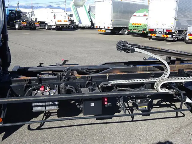 トヨタ ダイナ TKG-XZU720(2WD)の写真6