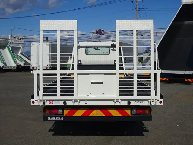 トヨタ ダイナ TKG-XZU720(2WD)の写真13