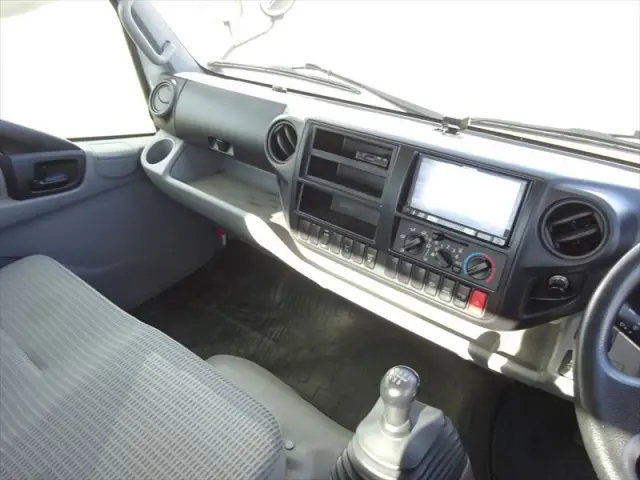 トヨタ ダイナ TKG-XZU720(2WD)の写真22